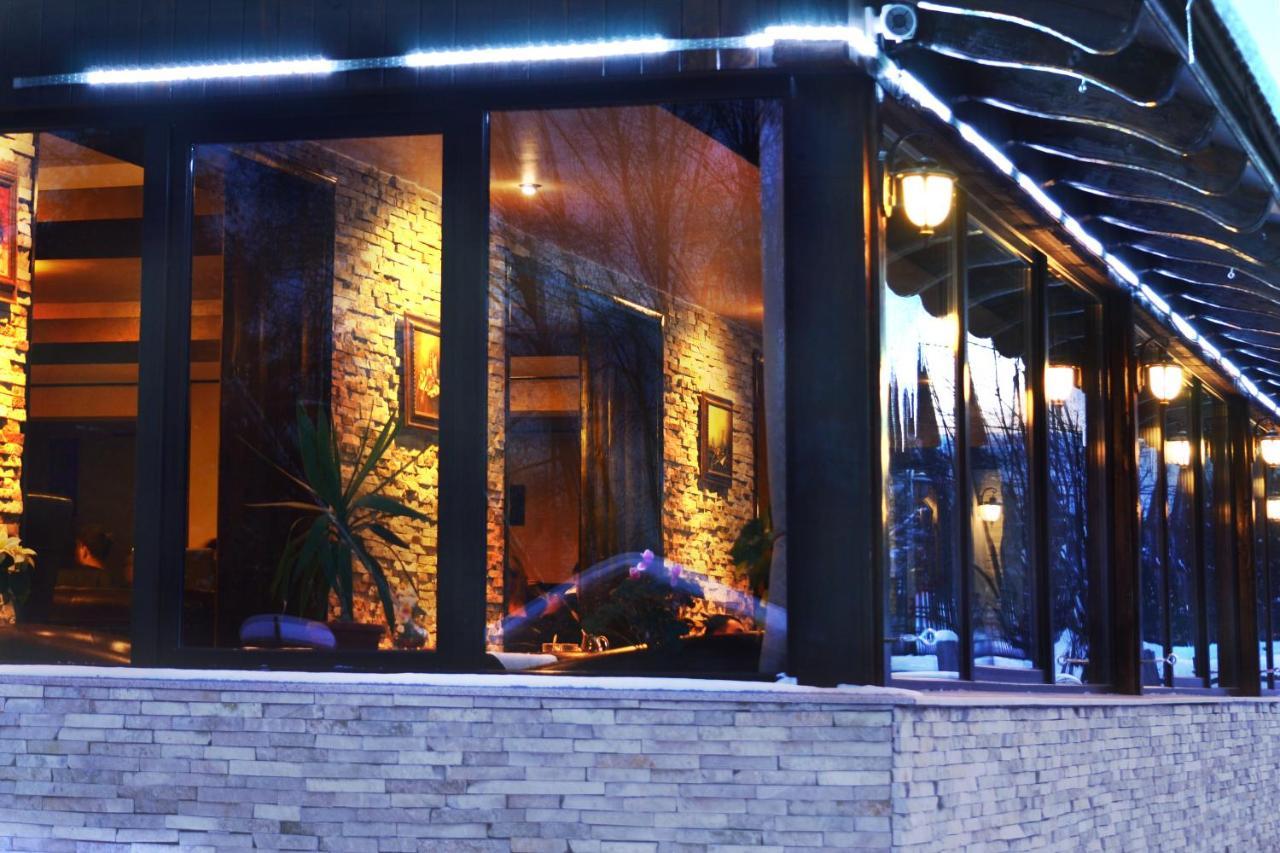 Hanul Simon Pensiune & Restaurant ブラン エクステリア 写真