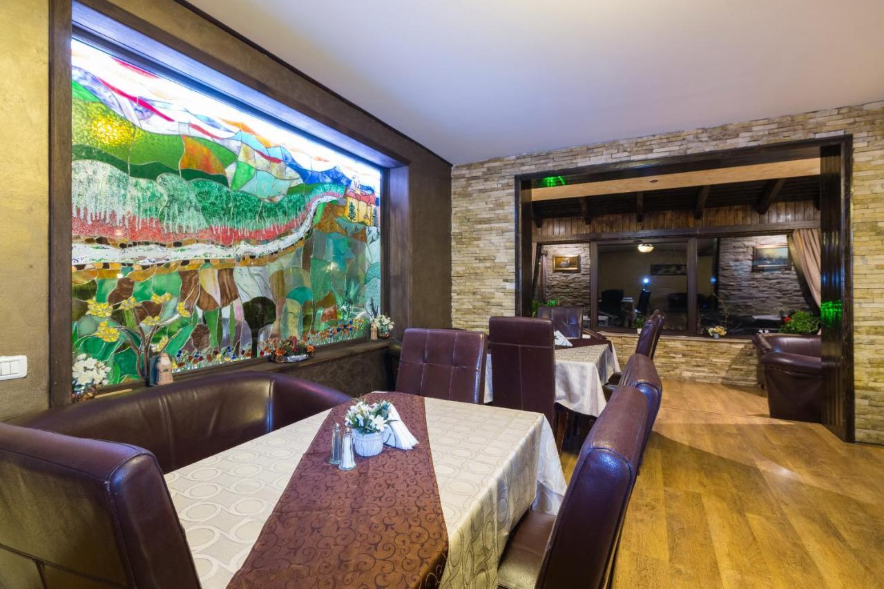 Hanul Simon Pensiune & Restaurant ブラン エクステリア 写真