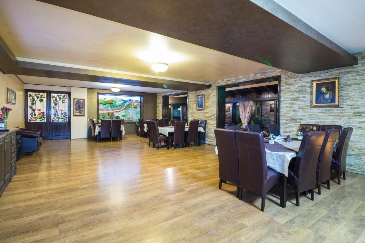 Hanul Simon Pensiune & Restaurant ブラン エクステリア 写真